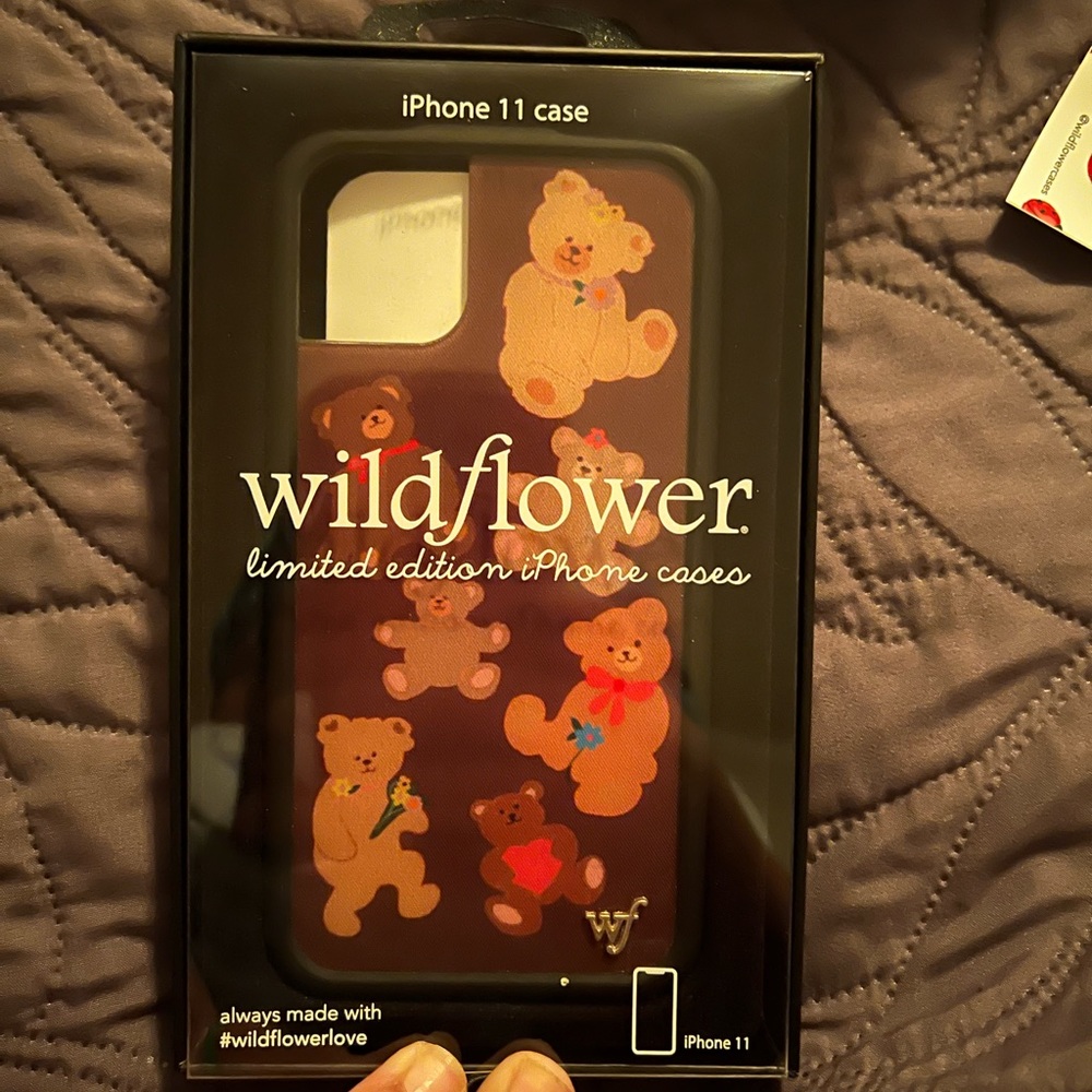 Bear Wildflower Case